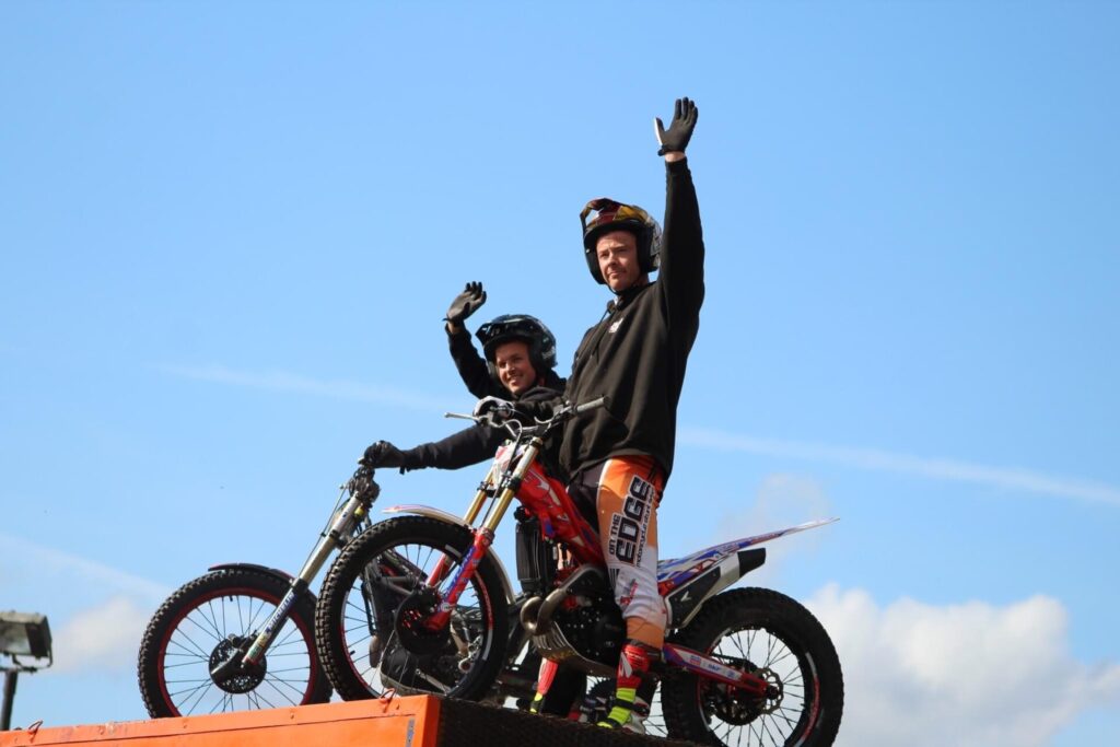 Gallery | On The Edge Motorcycle Stunt Show